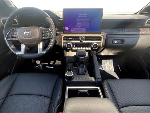 Used 2025 Toyota Tacoma Limited image 19