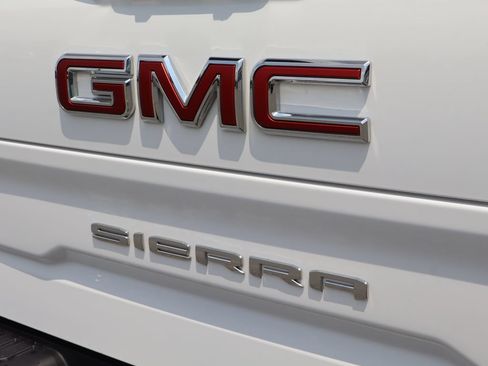Certified 2025 GMC Sierra 1500 SLT AWD/4WD image 55