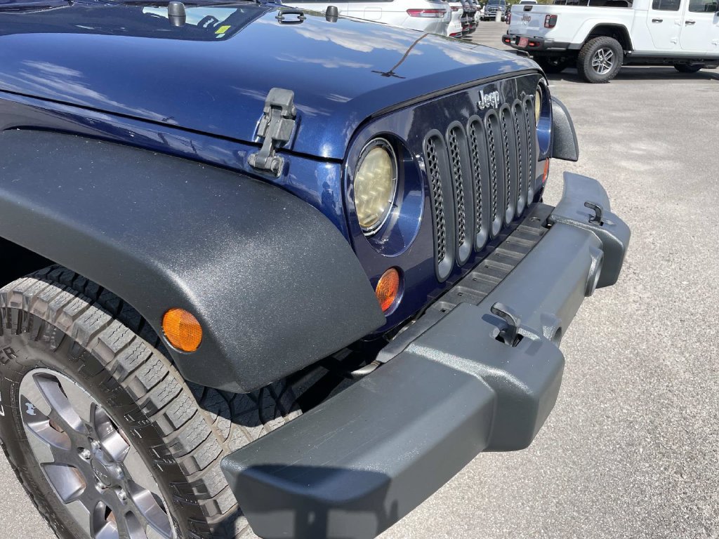 Used 2013 Jeep Wrangler Sport AWD/4WD image 31