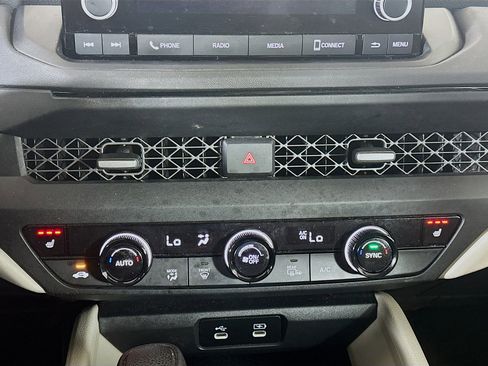 Used 2024 Honda Accord EX image 23