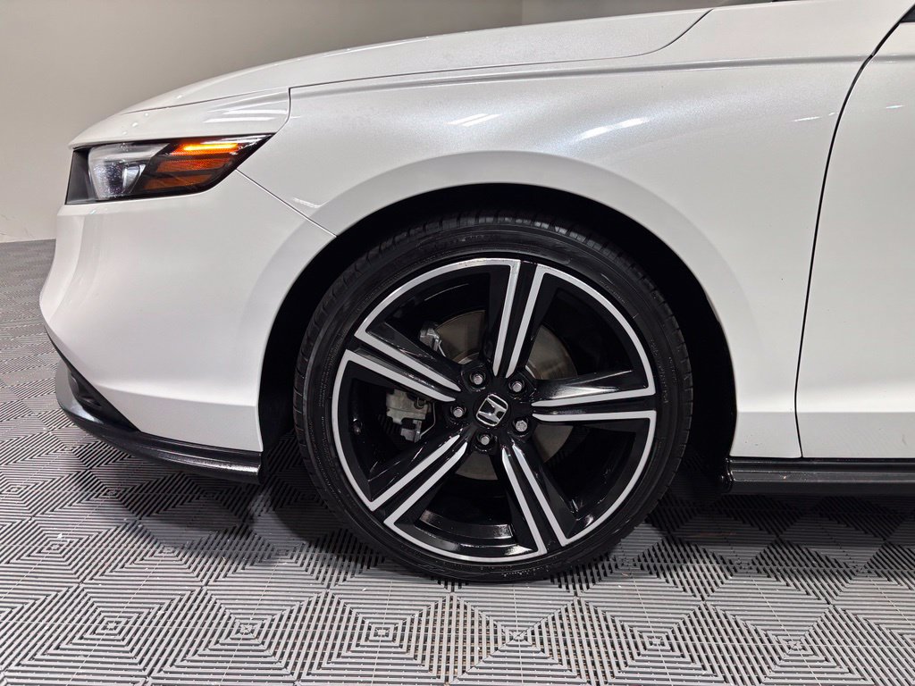 Certified 2023 Honda Accord Sport image 9