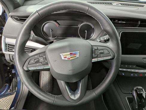 Certified 2022 Cadillac XT4 Premium Luxury w/ Enhanced Visibility Package image 23