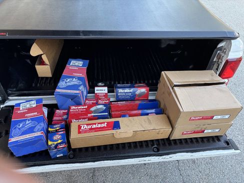 Used 2011 Ford Ranger XL image 9