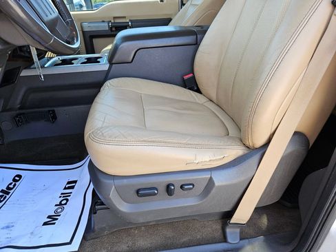 Used 2013 Ford F250 Lariat w/ Lariat Interior Pkg AWD/4WD image 25