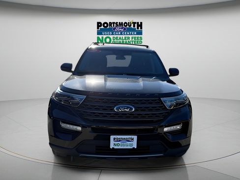 Used 2022 Ford Explorer XLT w/ Equipment Group 202A AWD/4WD image 9