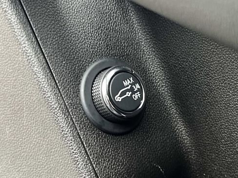 Certified 2023 Cadillac XT5 Luxury image 29