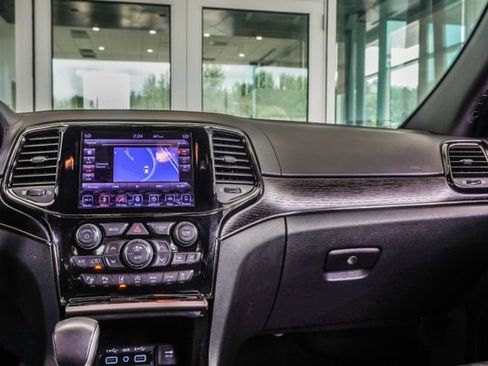Used 2019 Jeep Grand Cherokee High Altitude AWD/4WD image 19