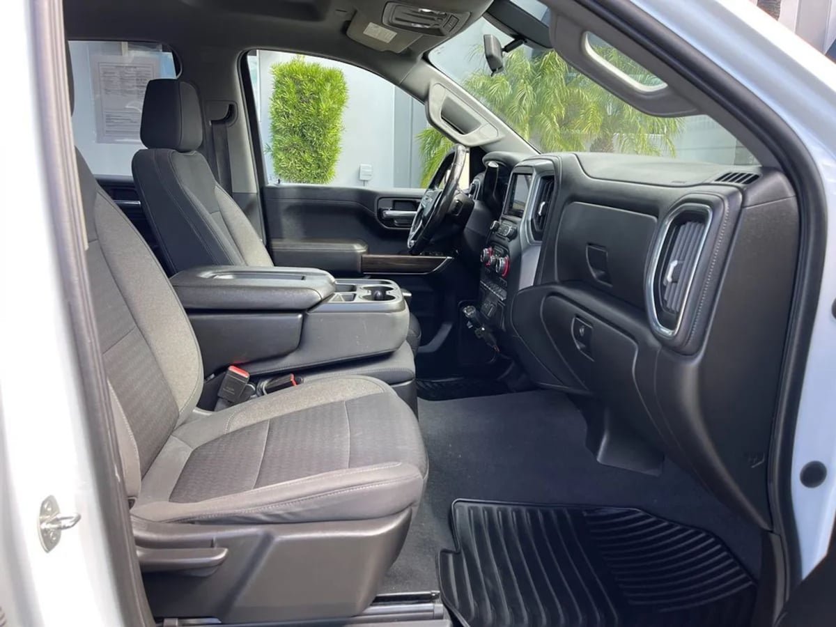 Used 2021 Chevrolet Silverado 1500 LT RWD image 23