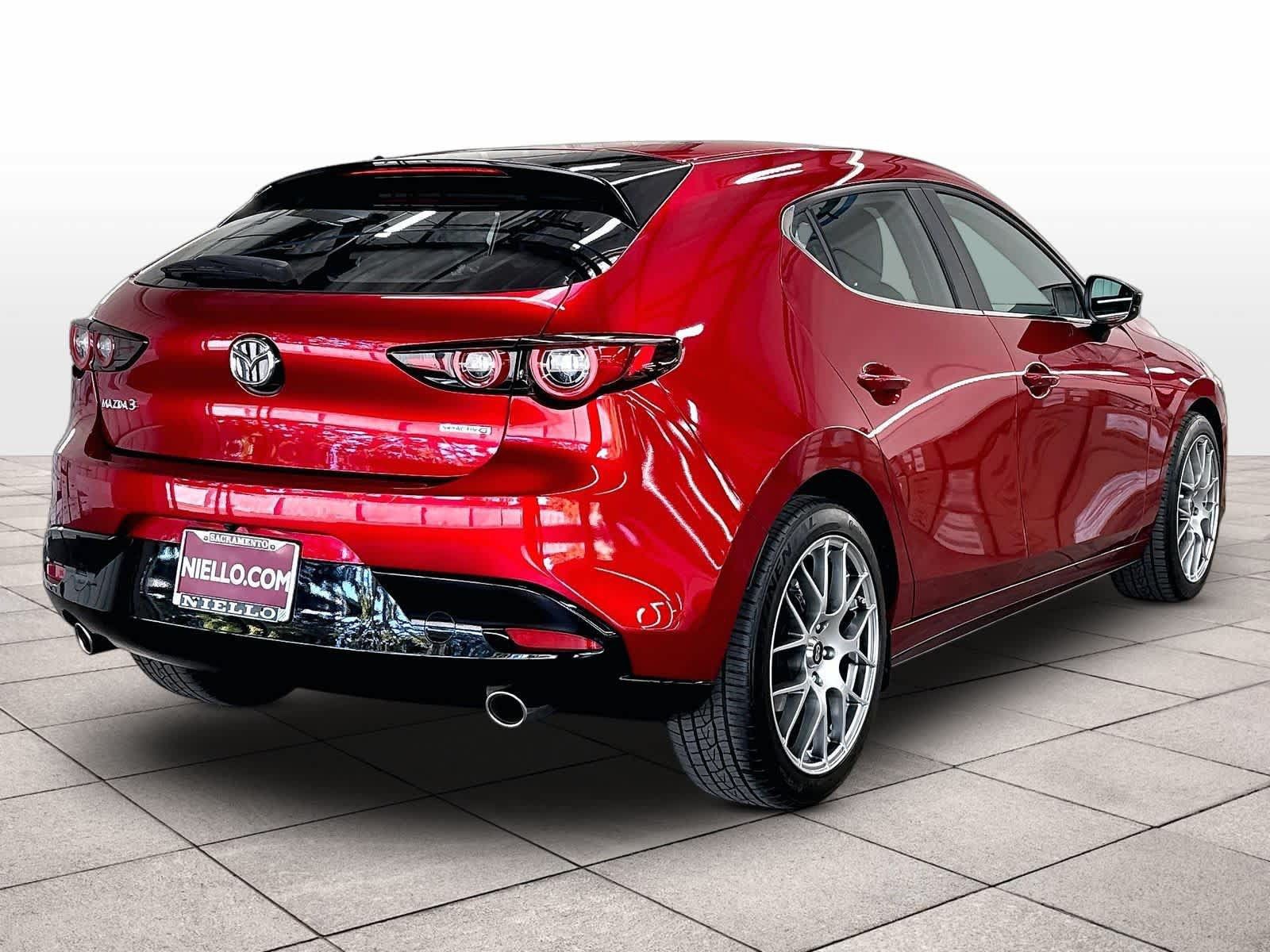 Used 2024 MAZDA MAZDA3 s FWD image 9