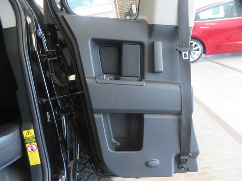 Used 2014 Toyota FJ Cruiser 4WD w/ Upgrade Package image 18