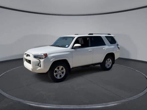 Used 2024 Toyota 4Runner SR5 image 4