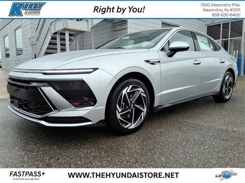 New 2026 Hyundai Sonata SEL image 1