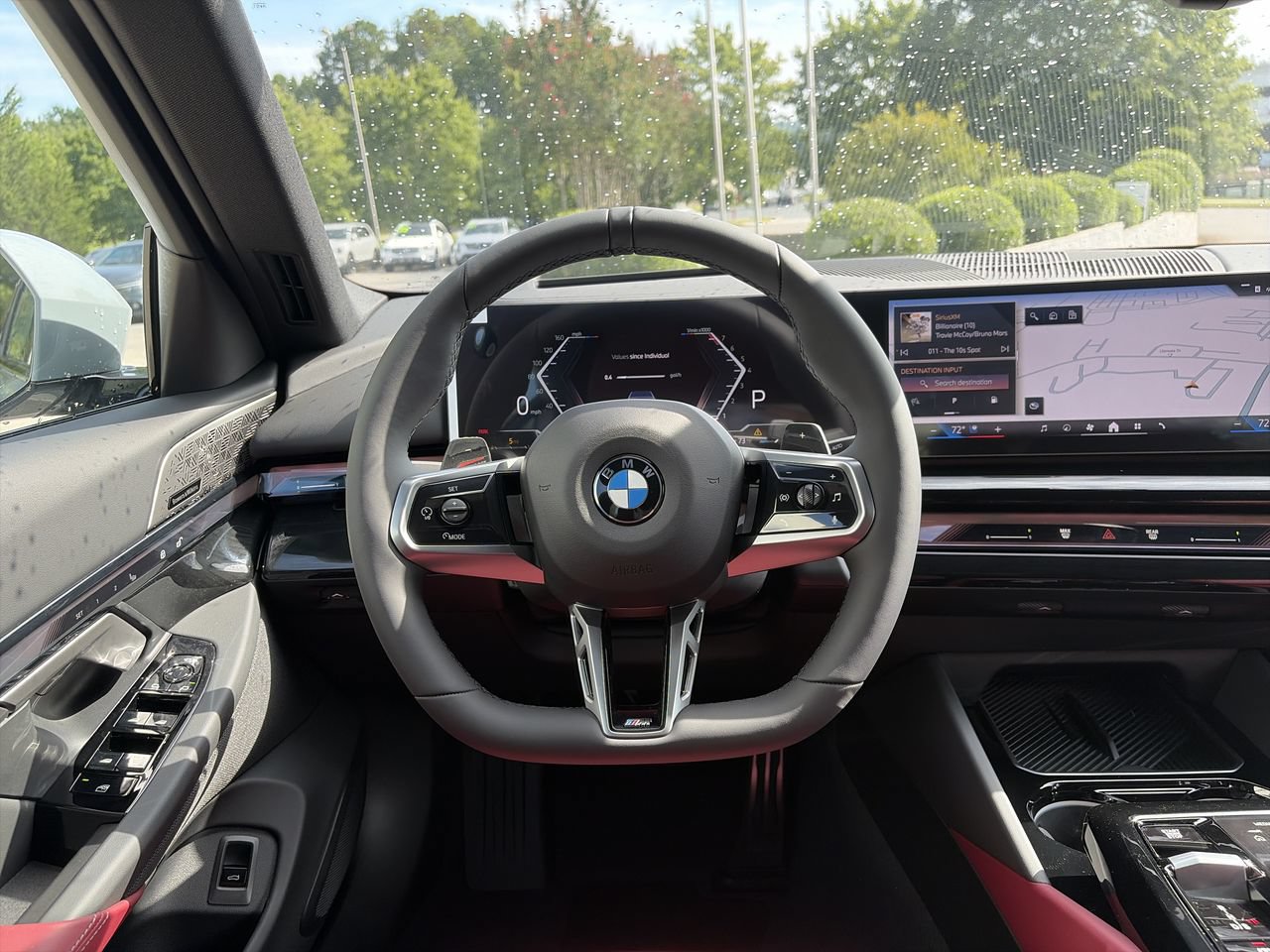 Used 2027 BMW 530i w/ M Sport Package RWD image 21