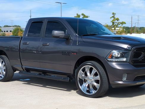 Used 2018 RAM 1500 Sport w/ Comfort Group image 9