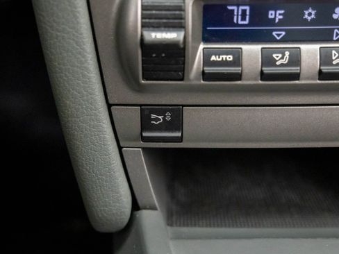 Used 2006 Porsche 911 Carrera 4 image 24