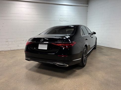 Used 2024 Mercedes-Benz S 580 4MATIC Sedan image 7