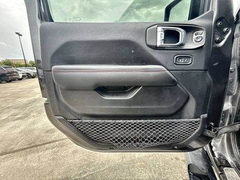 Used 2021 Jeep Wrangler Rubicon AWD/4WD image 13