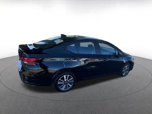 Used 2025 Nissan Versa SV image 15