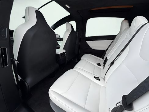 Used 2019 Tesla Model X Performance AWD/4WD image 25