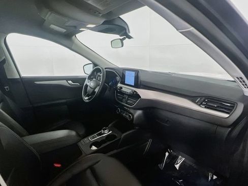 Used 2022 Ford Escape SEL w/ Technology Package AWD/4WD image 10
