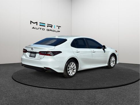Used 2023 Toyota Camry LE FWD image 9