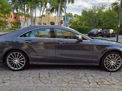 Used 2016 Mercedes-Benz CLS 550 4MATIC image 9