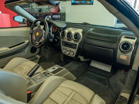 Used 2005 Ferrari F430 Spider RWD image 17