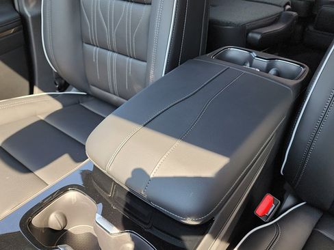 New 2026 Buick Enclave Avenir w/ Super Cruise Package image 33