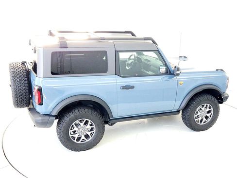 Used 2024 Ford Bronco Badlands image 13