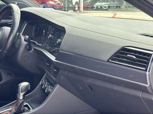 Used 2019 Volkswagen Jetta GLI Autobahn FWD image 29