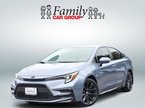Used 2024 Toyota Corolla SE FWD image 1