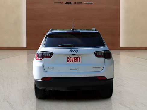 Used 2025 Jeep Compass Limited AWD/4WD image 4