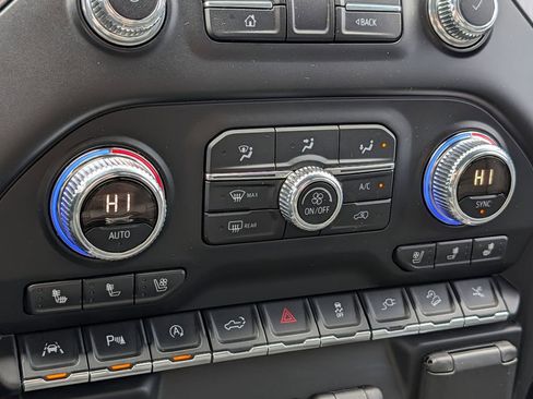 Used 2019 GMC Sierra 1500 Denali w/ Denali Ultimate Package AWD/4WD image 43