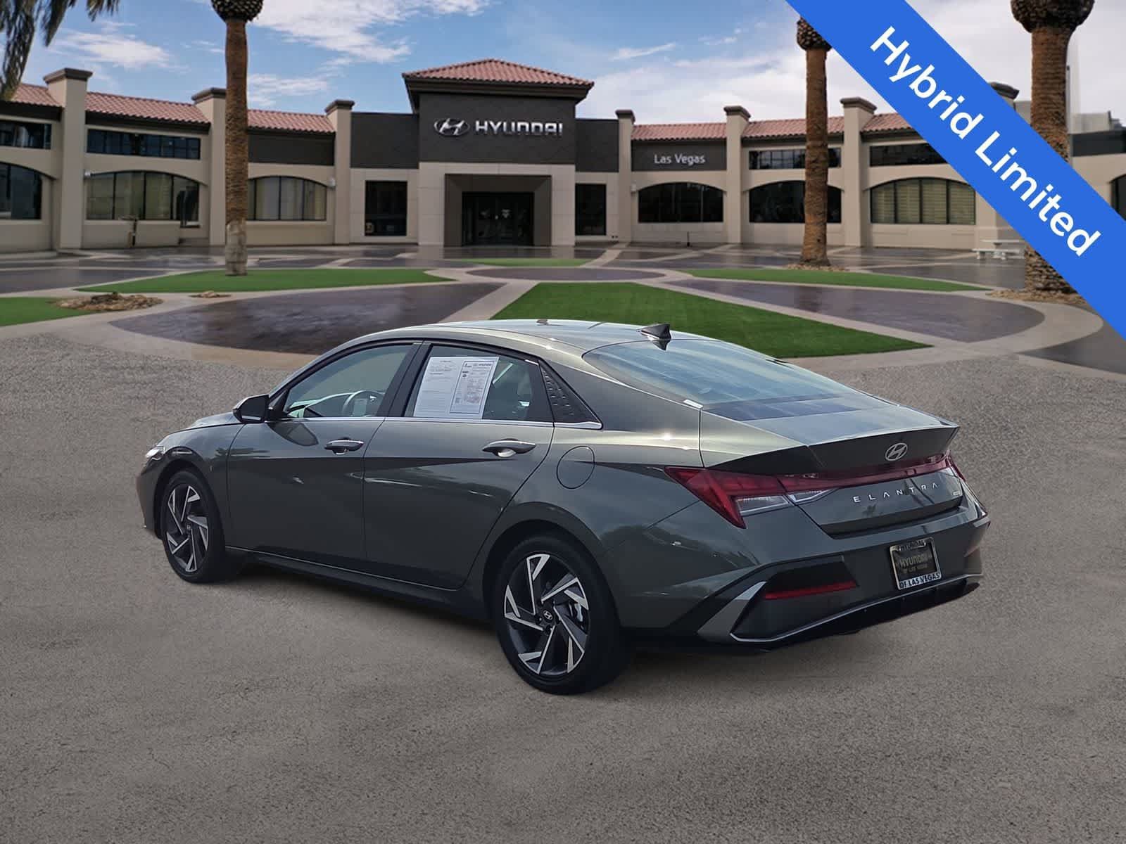 Certified 2026 Hyundai Elantra Limited FWD image 6