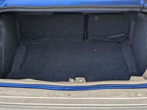 Used 2022 Dodge Challenger SXT RWD image 11
