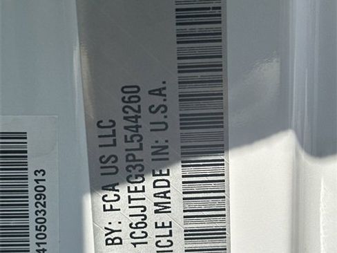 Used 2023 Jeep Gladiator Mojave w/ Trailer Tow Package image 30