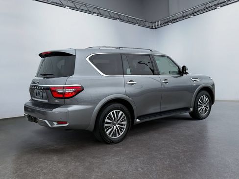 Used 2022 Nissan Armada SL AWD/4WD image 3