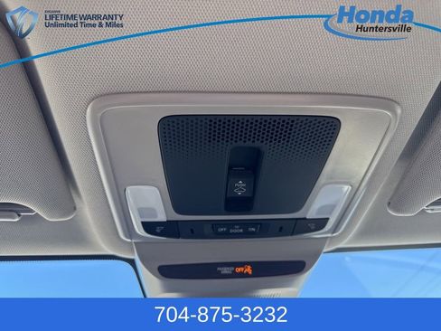 New 2026 Honda HR-V EX-L image 35