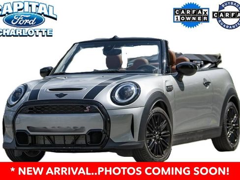 Used 2024 MINI Cooper S FWD image 2