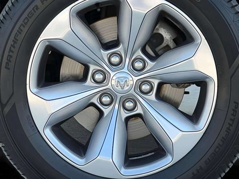 Used 2021 RAM 1500 Limited w/ Body Color Bumper Group AWD/4WD image 41