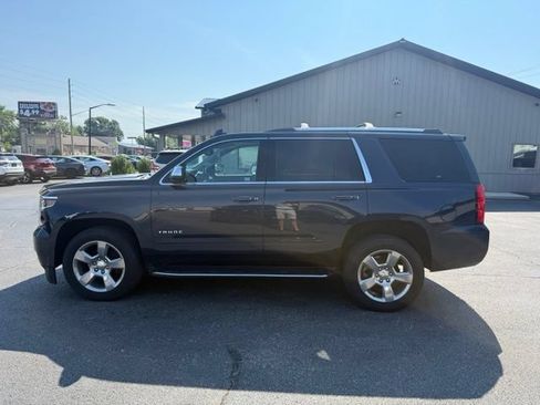 Used 2020 Chevrolet Tahoe Premier AWD/4WD image 2