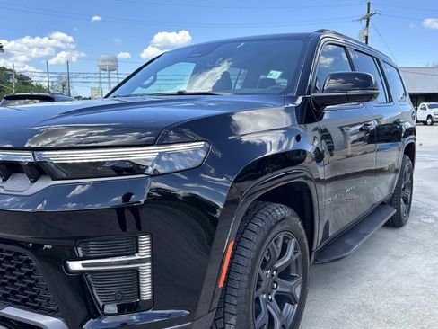 New 2026 Jeep Grand Wagoneer 4WD image 6