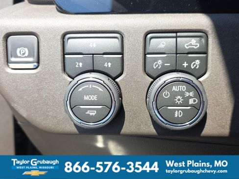 New 2026 Chevrolet Silverado 2500 LT w/ Z71 Chrome Sport Edition AWD/4WD image 21