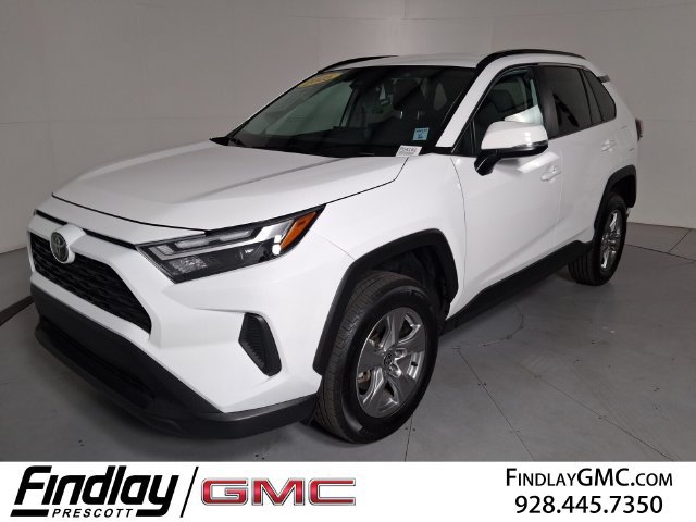 Used 2025 Toyota RAV4 XLE FWD image 1