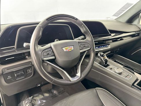 Used 2024 Cadillac Escalade Sport RWD image 4