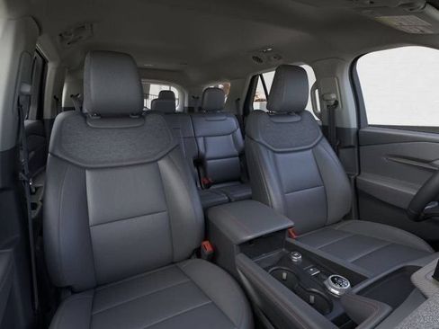 New 2026 Ford Explorer Active w/ Active Comfort Package RWD image 10