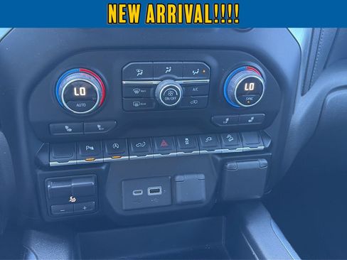 Used 2019 Chevrolet Silverado 1500 LT Trail Boss AWD/4WD image 21