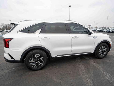 Used 2021 Kia Sorento EX image 6