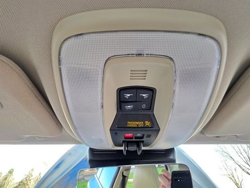 Used 2017 Volvo S60 T5 Inscription Platinum image 50