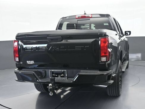Used 2025 Chevrolet Colorado W/T w/ WT Custom Package RWD image 5